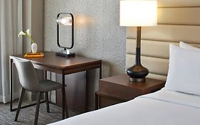 Renaissance Mobile Riverview Plaza Hotel